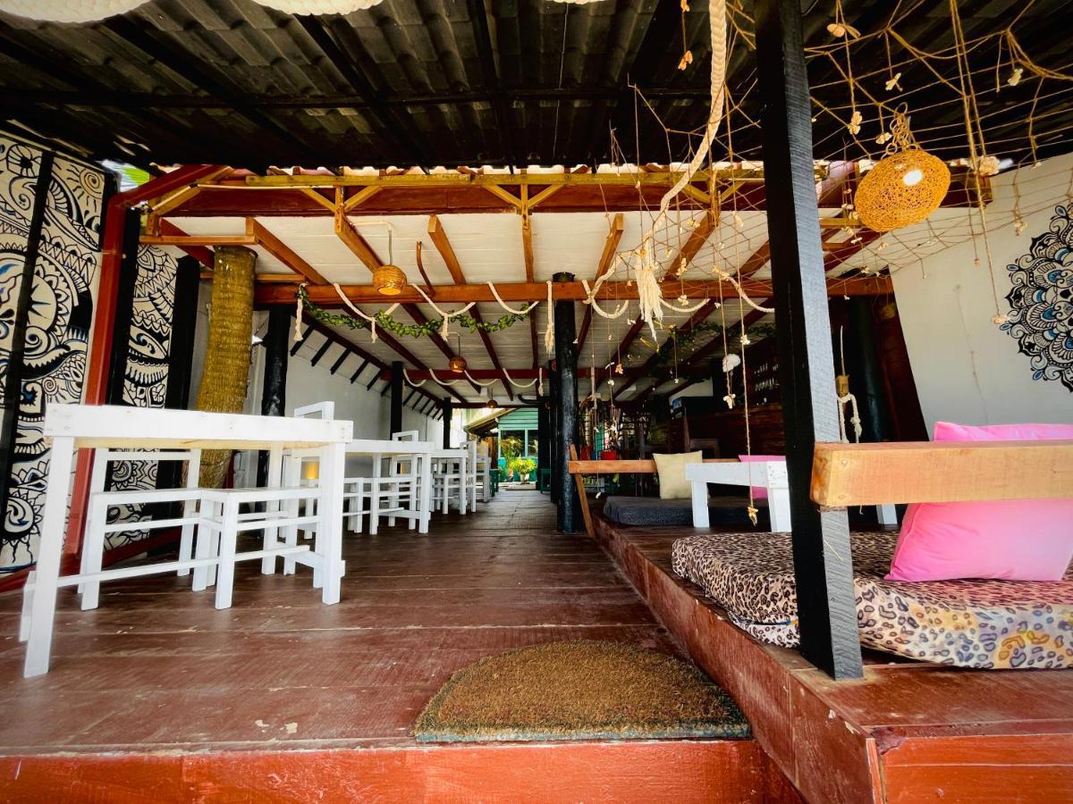 Miracles Beach Galle Esterno foto