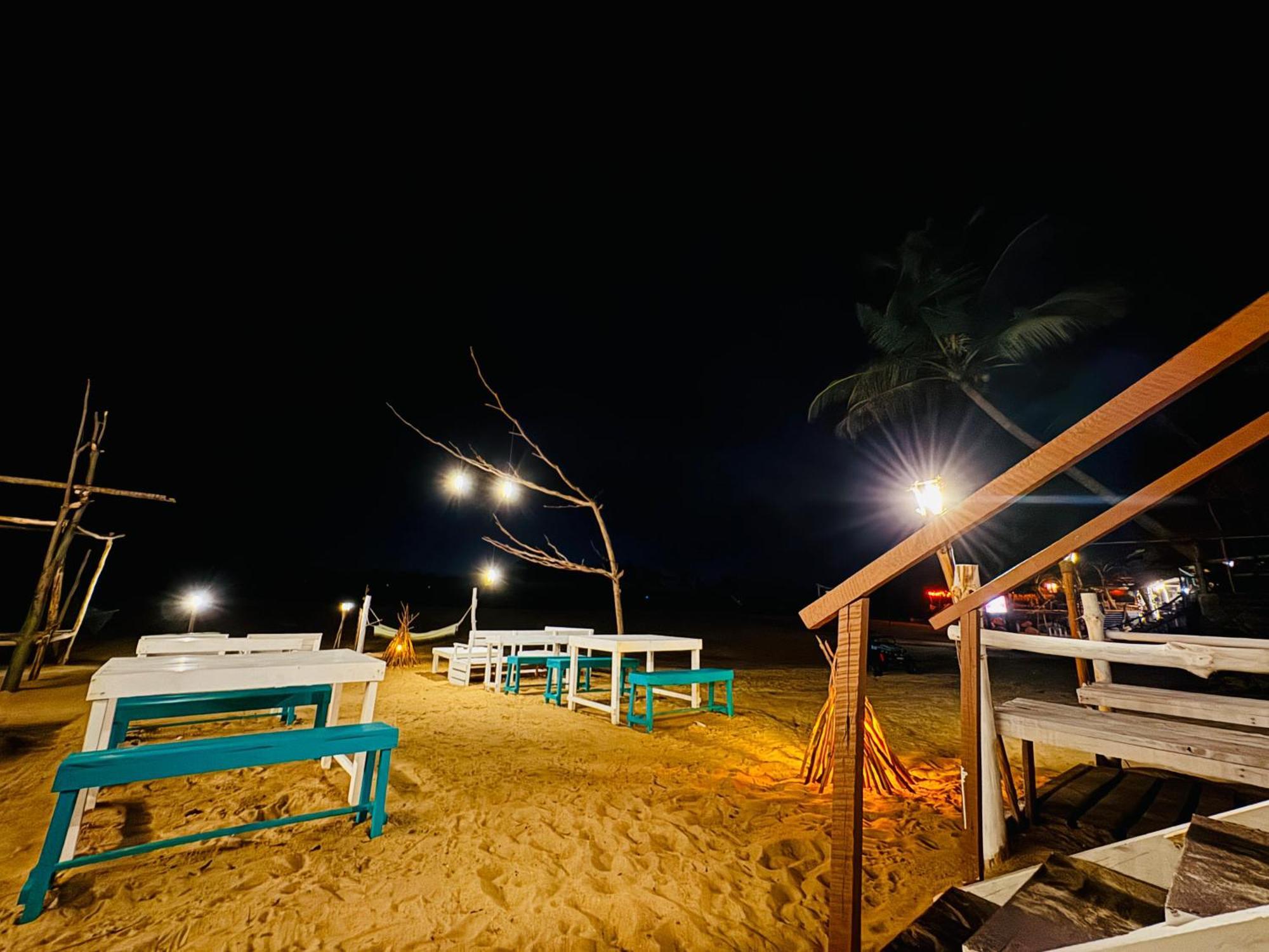 Miracles Beach Galle Esterno foto
